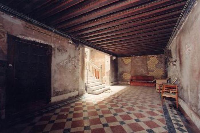 Foto d'epoca dell'interno del Palazzo