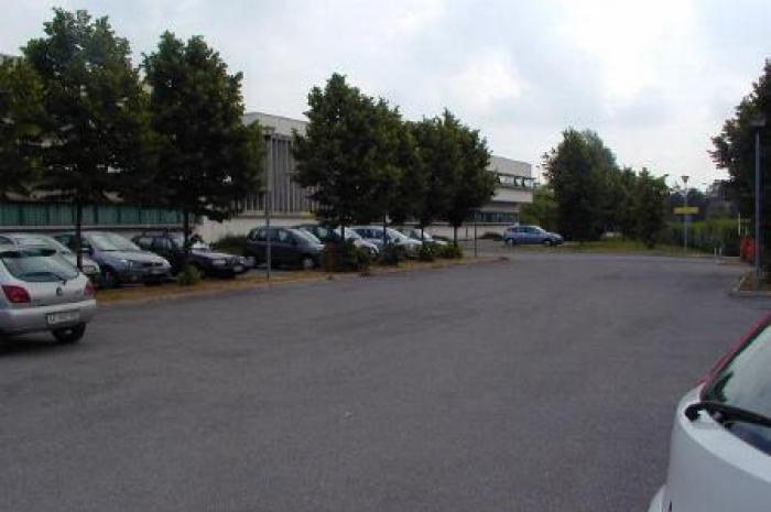 Foto del parcheggio dell'Istituto