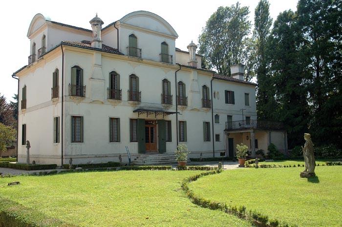 Villa Widmann - retro della villa (Foto di Mario Fletzer)